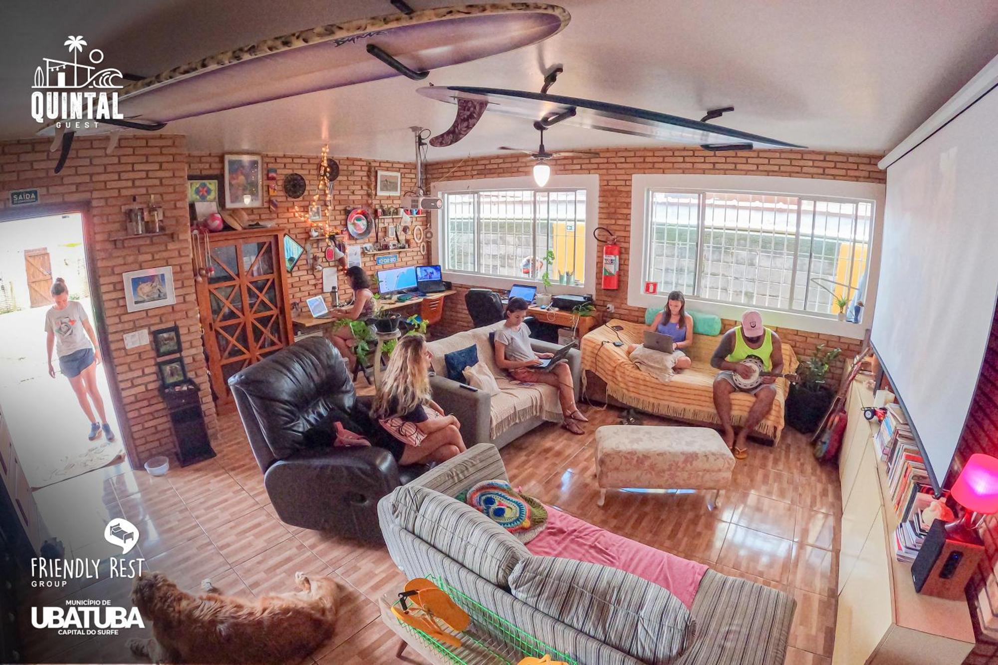 Hostel Quintal Guest Ubatuba - Pg Екстер'єр фото